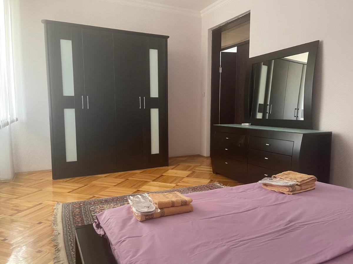 We Welcome Guesthouse Телави Экстерьер фото