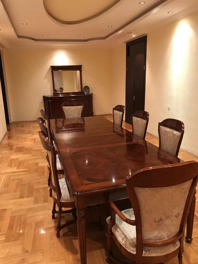 We Welcome Guesthouse Телави Экстерьер фото