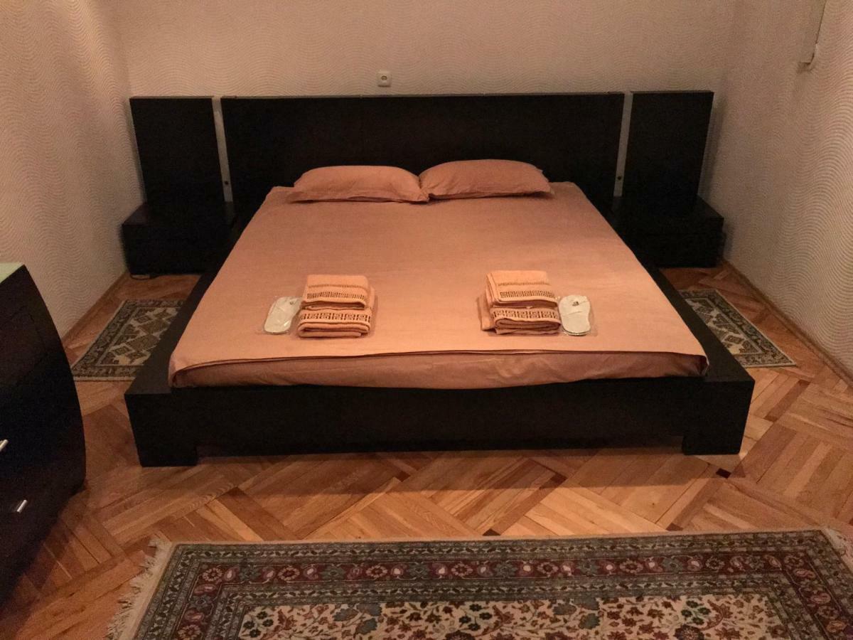 We Welcome Guesthouse Телави Экстерьер фото